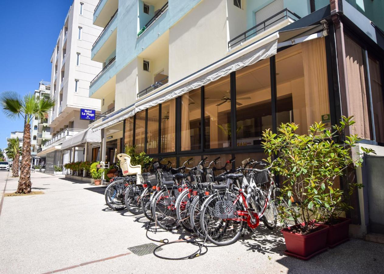 Hotel La Plage กัตตอลิกา ภายนอก รูปภาพ