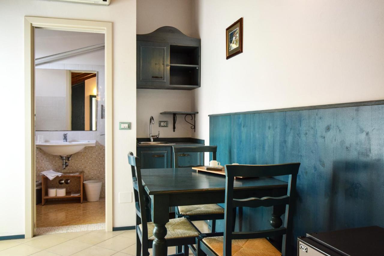 Hotel La Plage กัตตอลิกา ภายนอก รูปภาพ