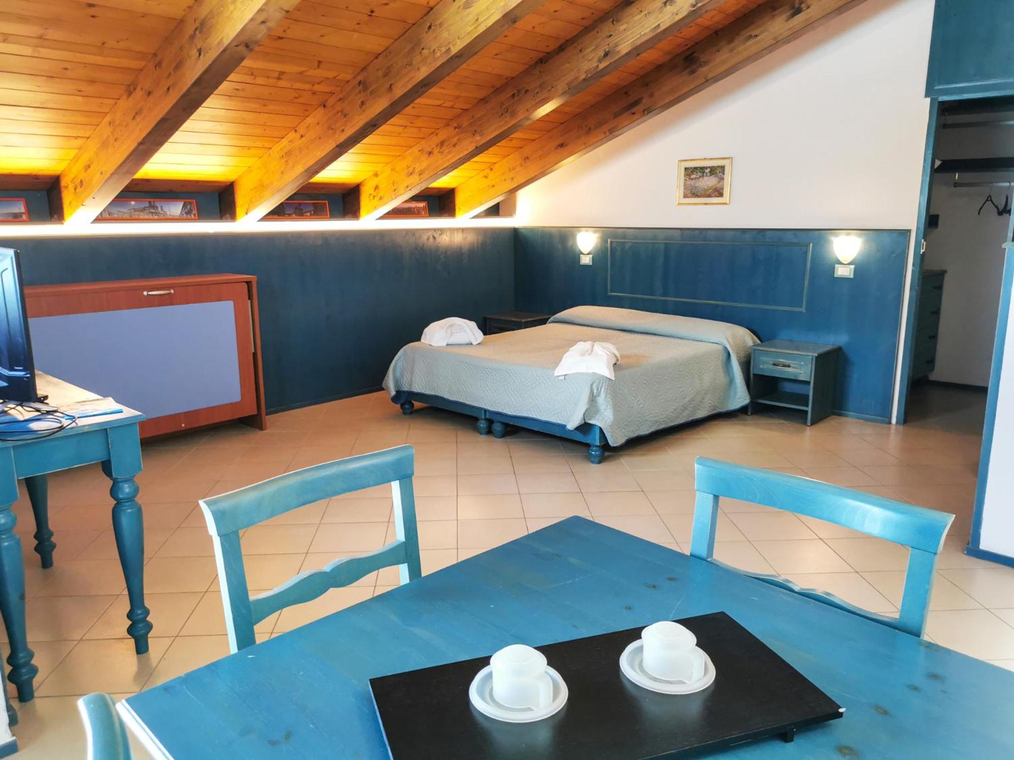 Hotel La Plage กัตตอลิกา ภายนอก รูปภาพ