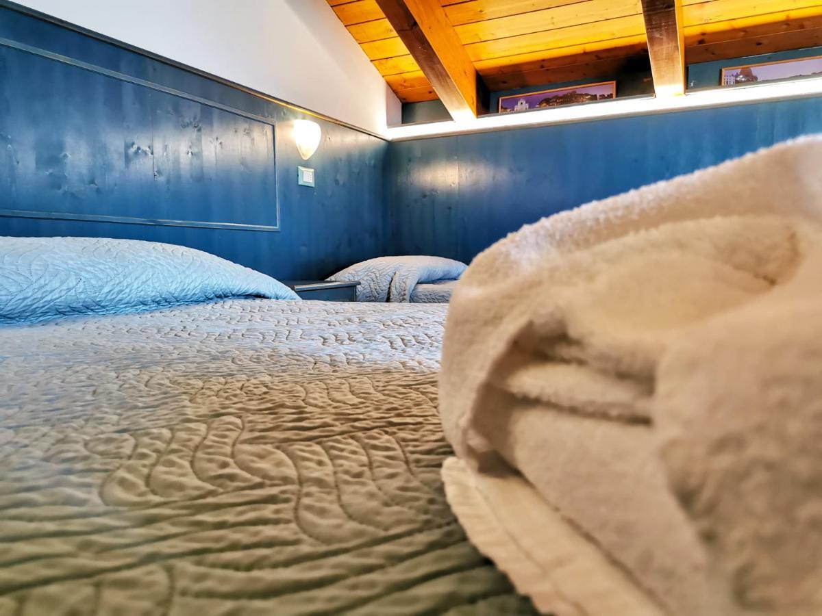 Hotel La Plage กัตตอลิกา ภายนอก รูปภาพ
