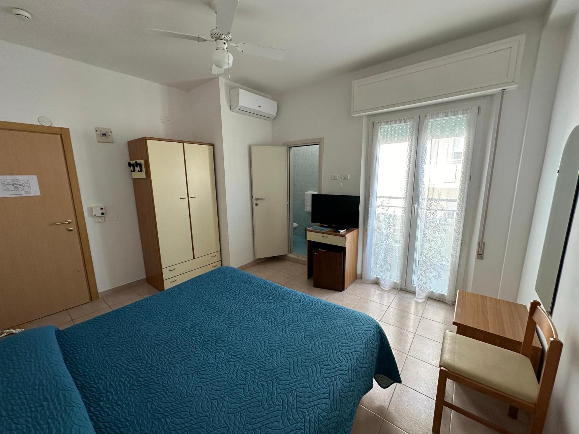 Hotel La Plage กัตตอลิกา ภายนอก รูปภาพ